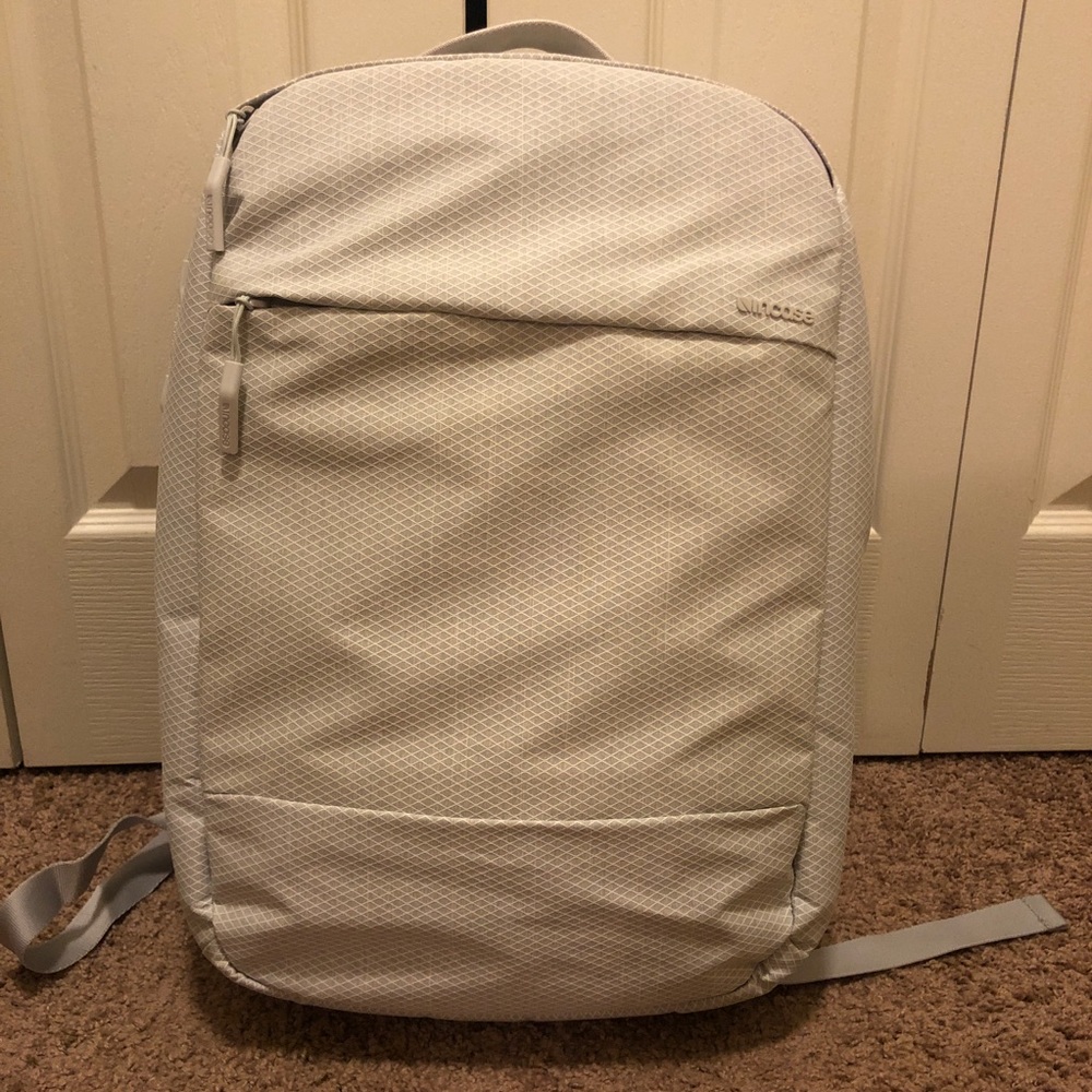 Gray Incase City Compact Backpack BARELY USED